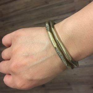C+I Bangles